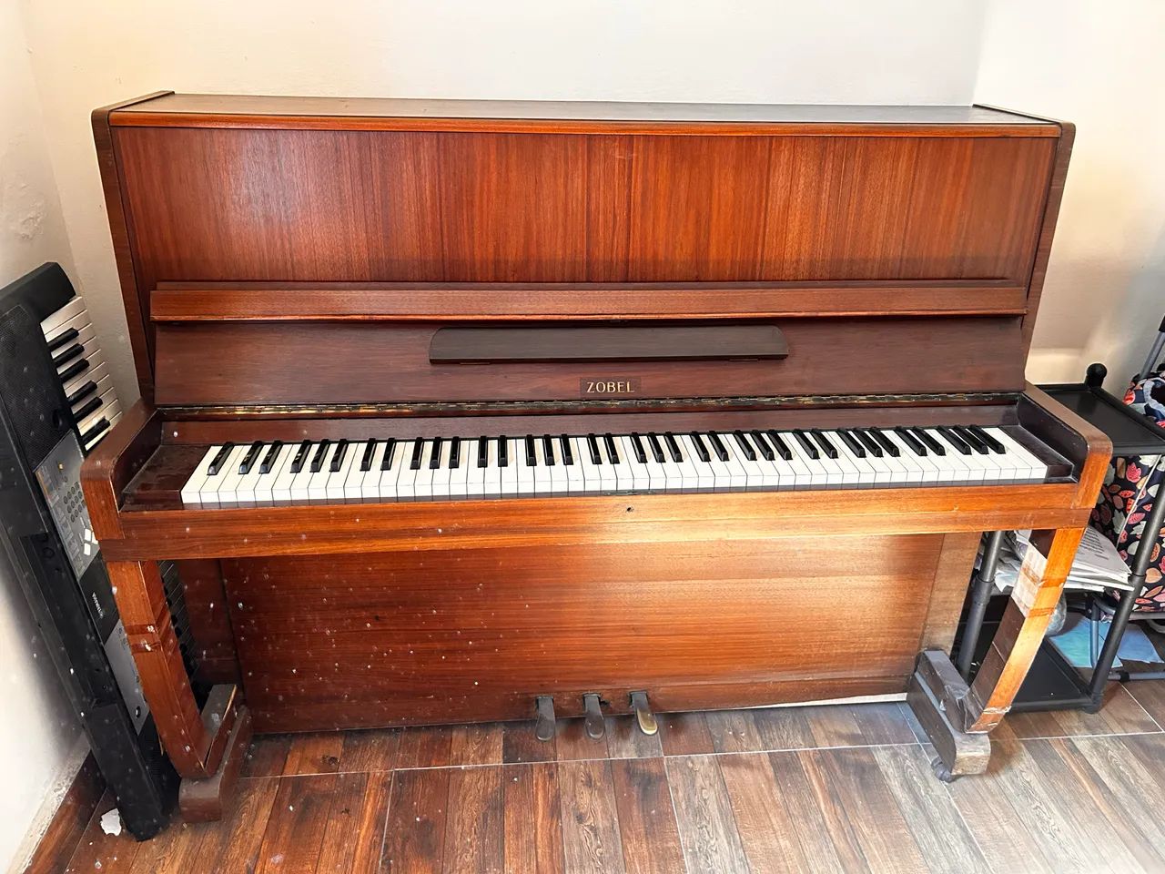 Piano Vertical E. Zobel 115 cm | Bom Estado - Foto 3
