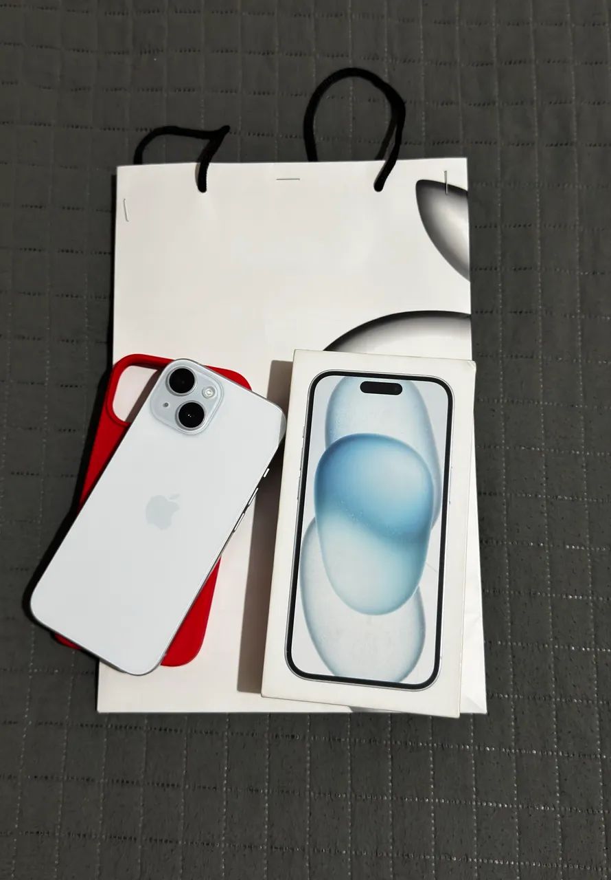 iPhone 15 