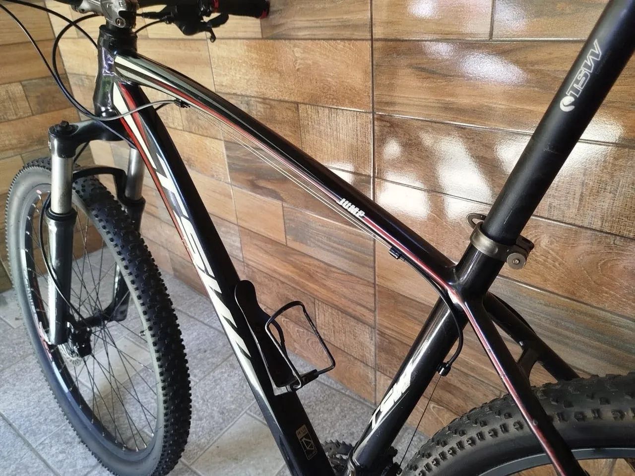 Bicicleta TSW aro 29. Quadro 19. - Foto 4