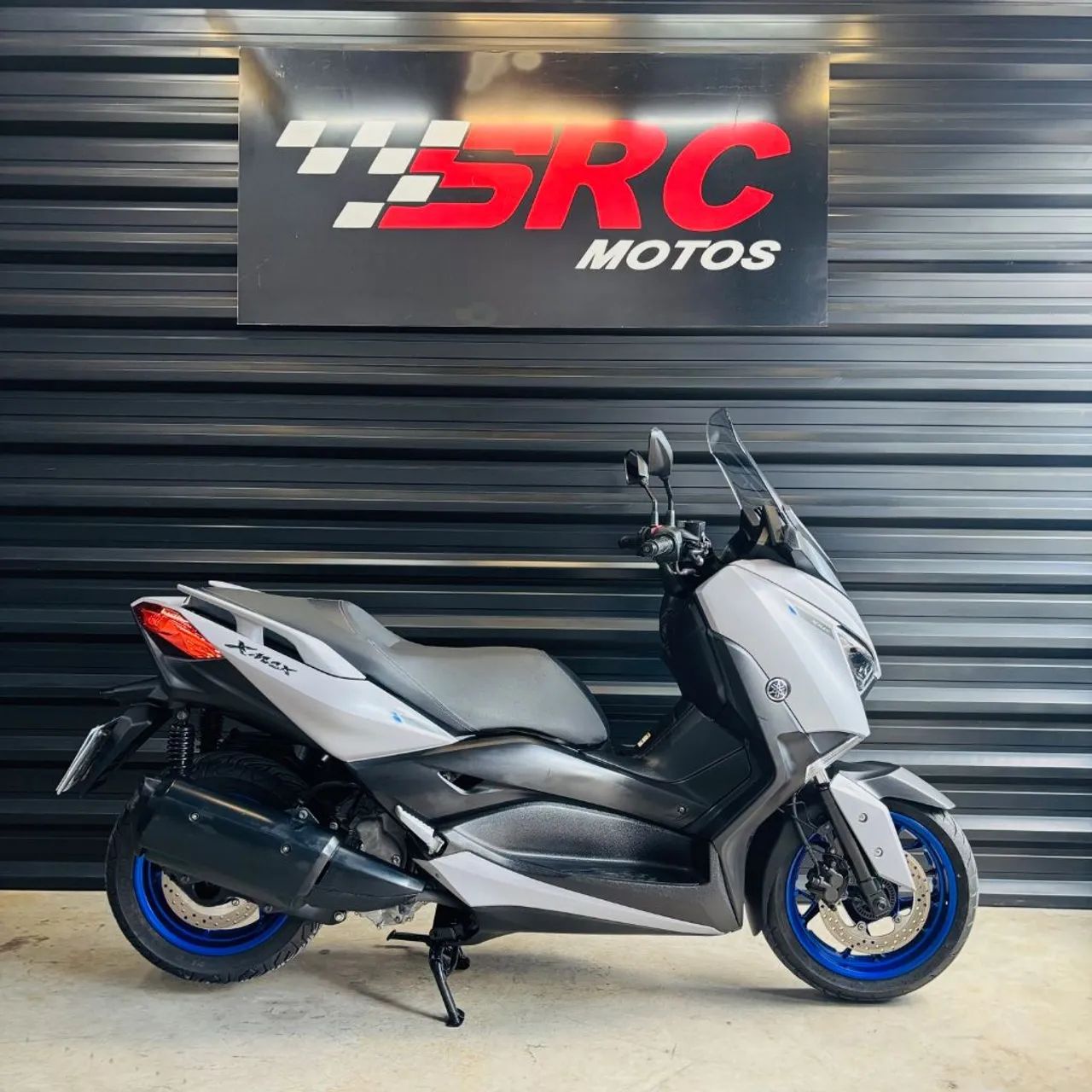 XMAX 250 ABS - Foto 3