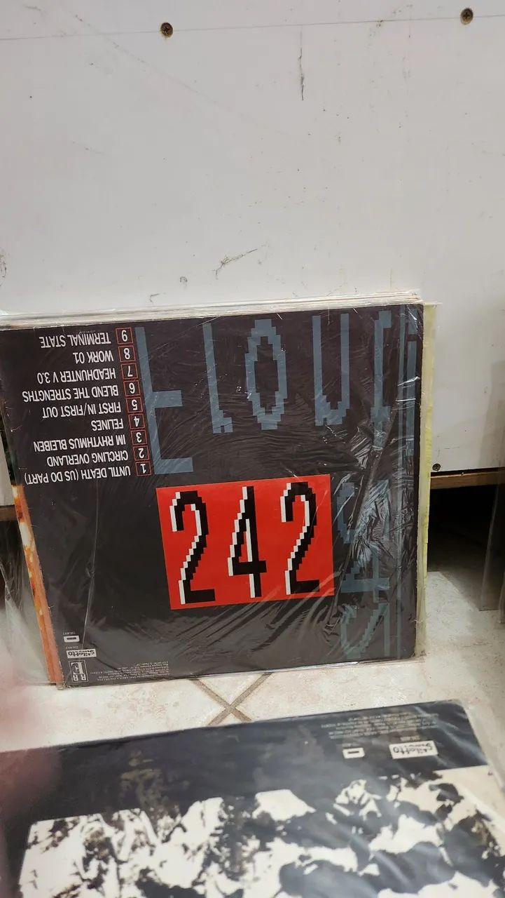 FRONT 242 DISCOS VINIL LP POP ROCK VLR UNITARIO - Foto 3