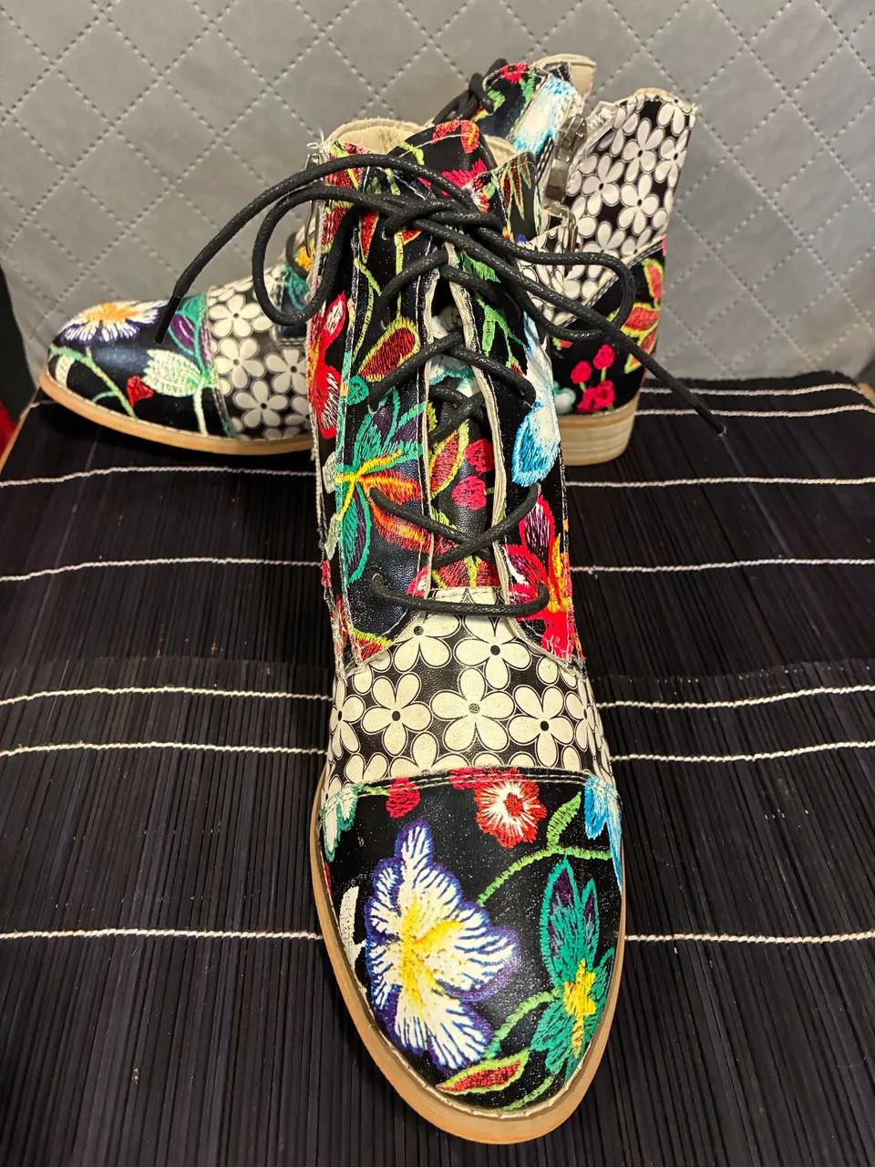 Botas coloridas - Foto 5
