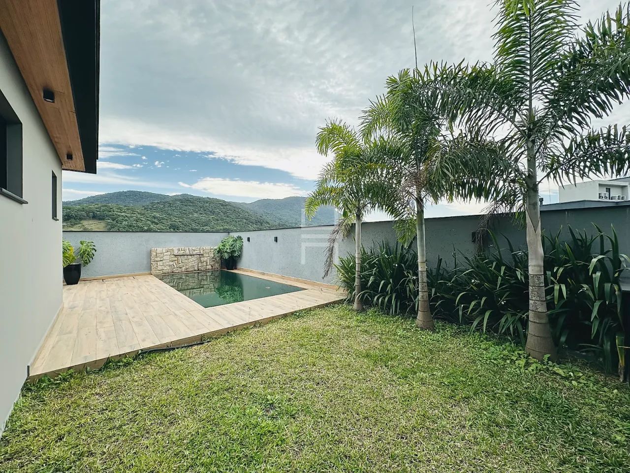 Casa NOVA na Pedra Branca, com 192m², 3 dormitórios com suíte e piscina - Foto 3
