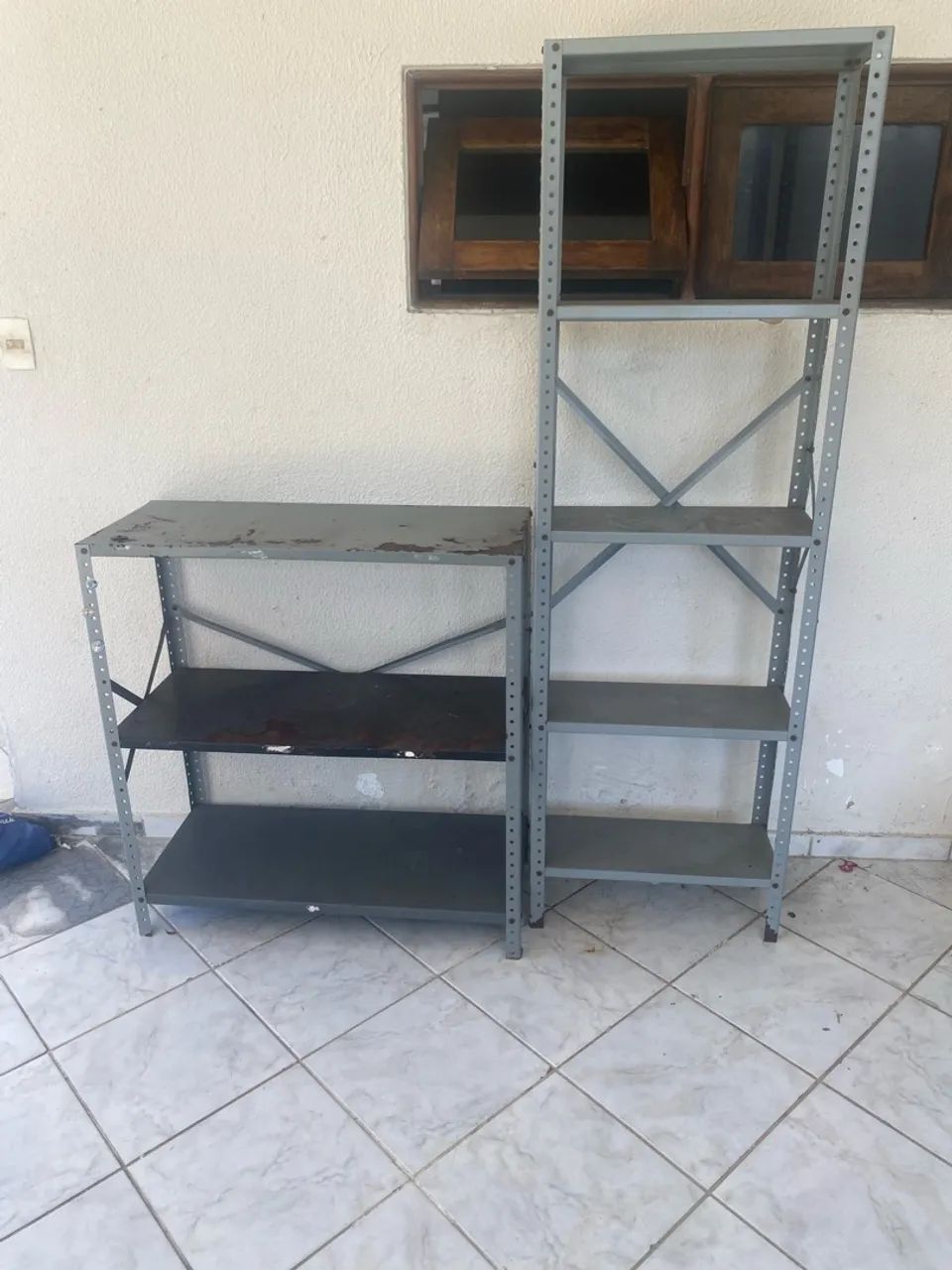 Armários de metais