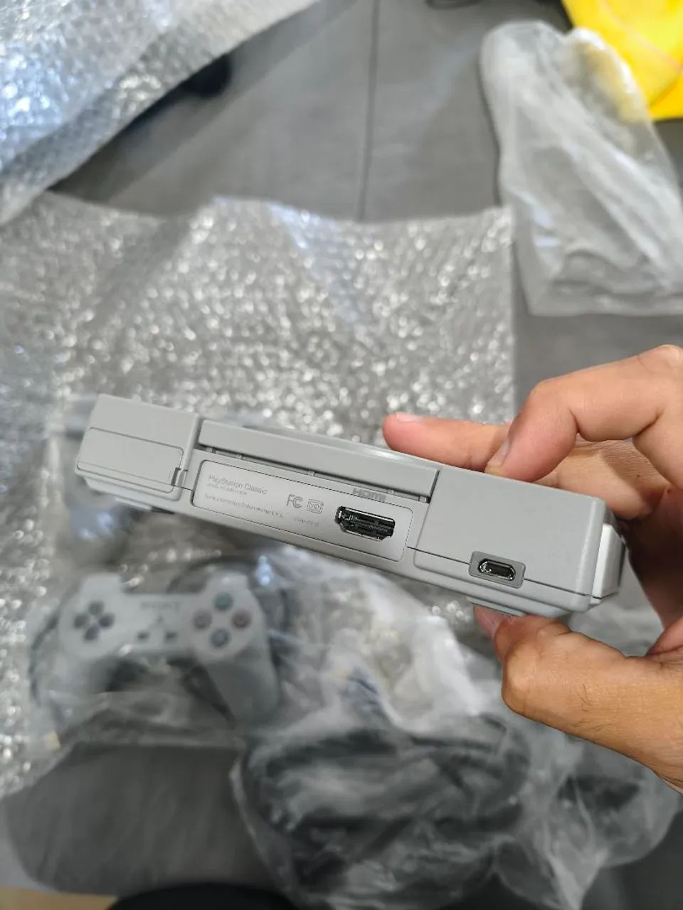 PlayStation Classic Original Impecável  - Foto 4