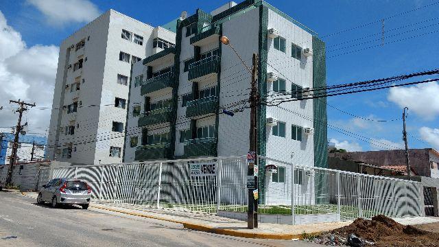 2 Quartos (1 Suíte) - Quadra do Mar em Olinda - 2 Vagas de Garagem