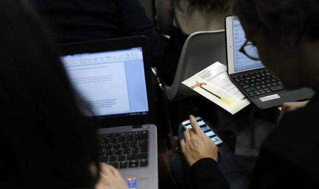Serviços Financeiros e Administrativos