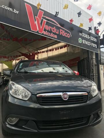 Fiat Siena Essence 1.6 2014 - Foto 3