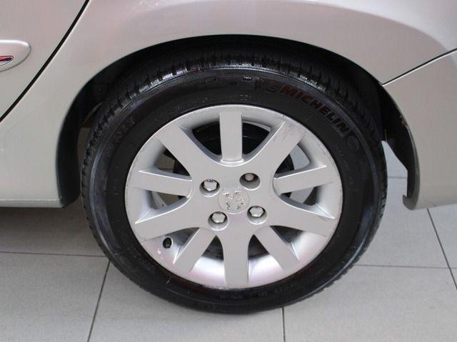207 Sedan Passion XS 1.6 Flex 16V 4p Aut - Foto 8