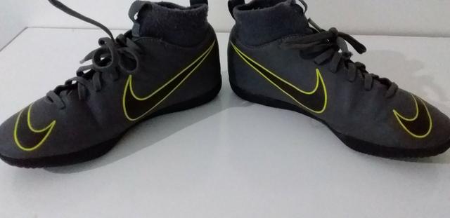 Botinha Chuteira Futsal N° 32 Nike Mercurial Superfly Original - Foto 3