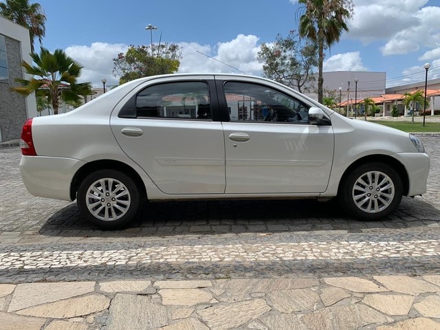 ETIOS XLS 2015 COMPLETÃO