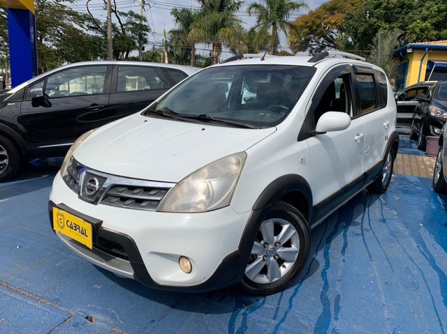 NISSAN LIVINA GEAR AUTOMÁTICA