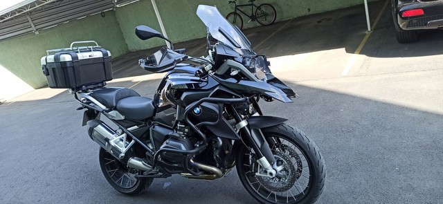 BMW GS 1200 TRIPLE BLACK