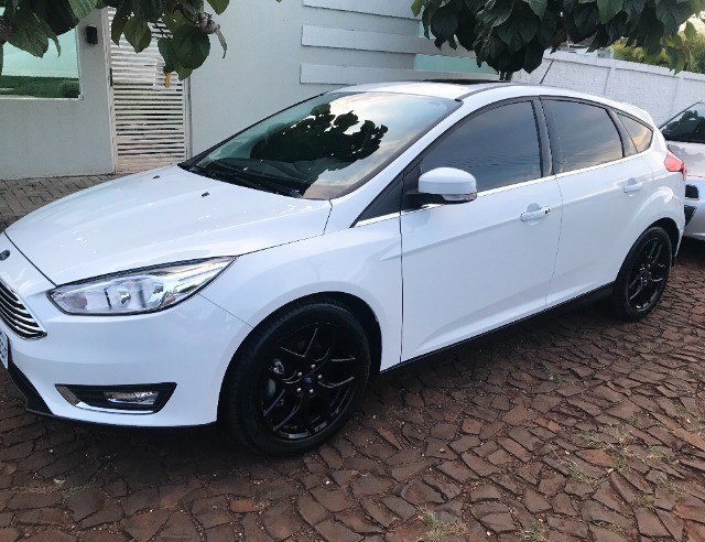 FORD FOCUS HATCH TITANIUM 2.0 2018 BRANCO