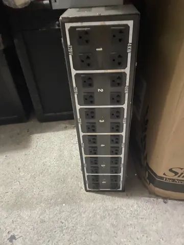 Mesa de audio ditel e rack de luz dimer - Foto 3