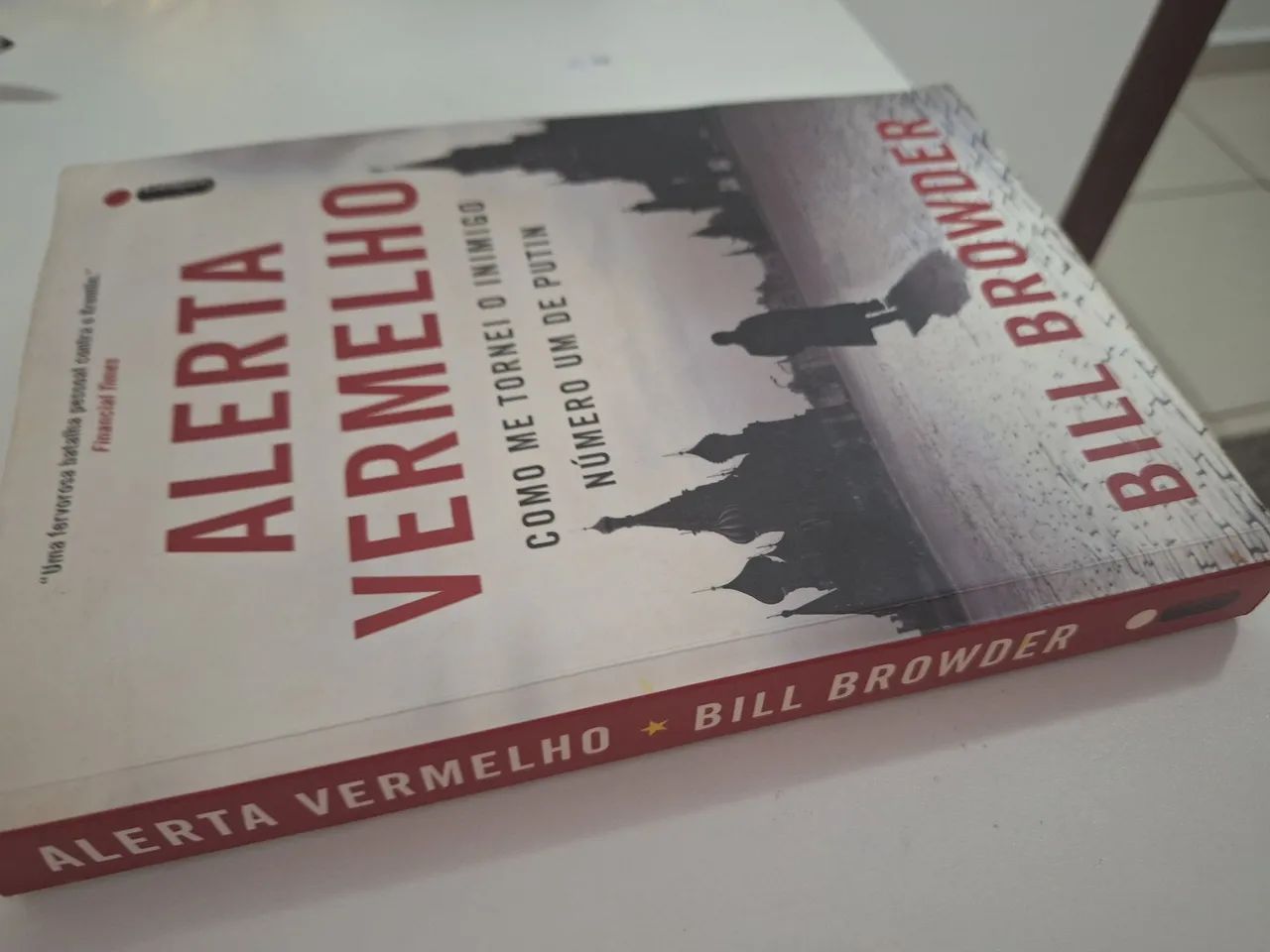Livro alerta vermelho  - Foto 2