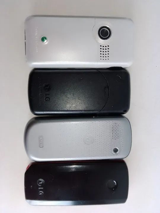 Lot. Com 04 celulares antigos - Foto 5