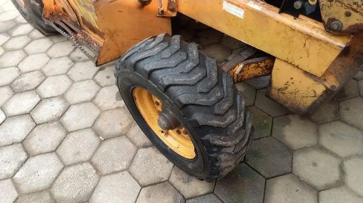 Retroescavadeira Case 580 L ano 98 4x2 oportunidade - Foto 2