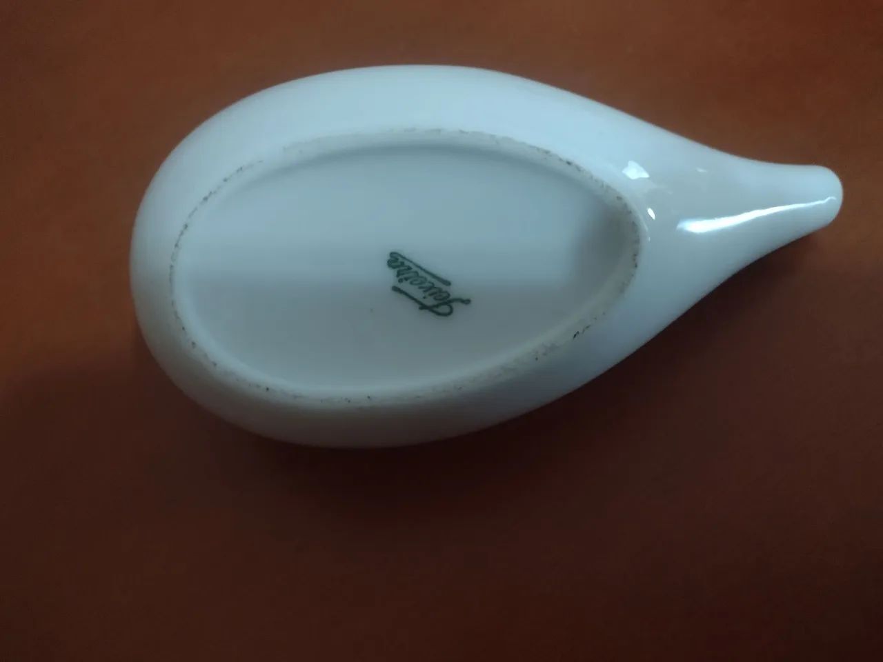 Lota ou jala em porcelana - Foto 2