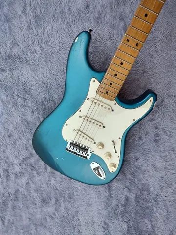 Guitarra Stratocaster KGB guitars - Foto 3
