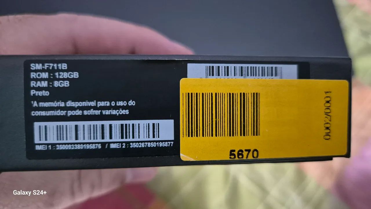 Caixa Z Flip 3 - Foto 2