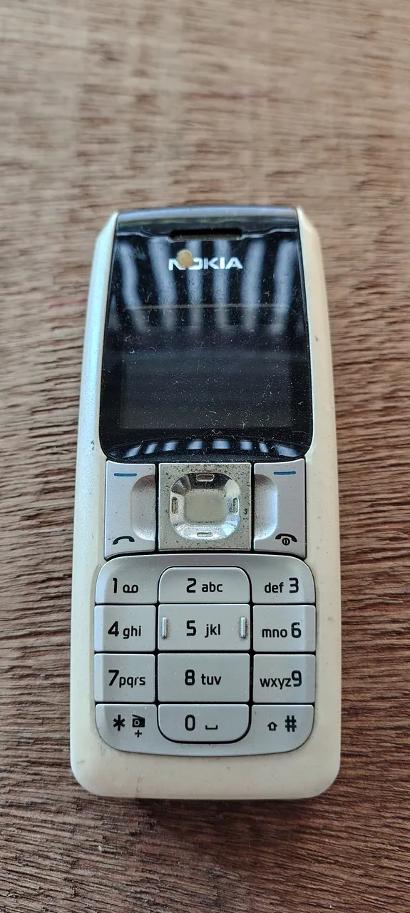 Celular Nokia 2310 - Original - Ligando+Bateria sem Tampa