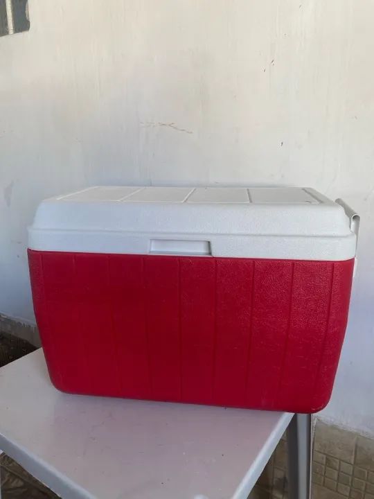 Caixa Térmica Vermelha 45lt