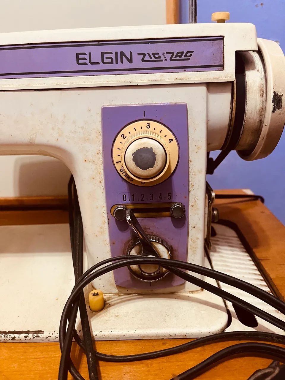 Máquina de costura  - Foto 3