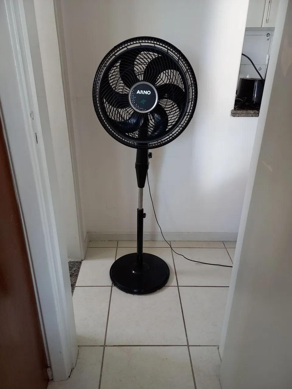 Ventilador Arno Coluna 40 cm 110V pé