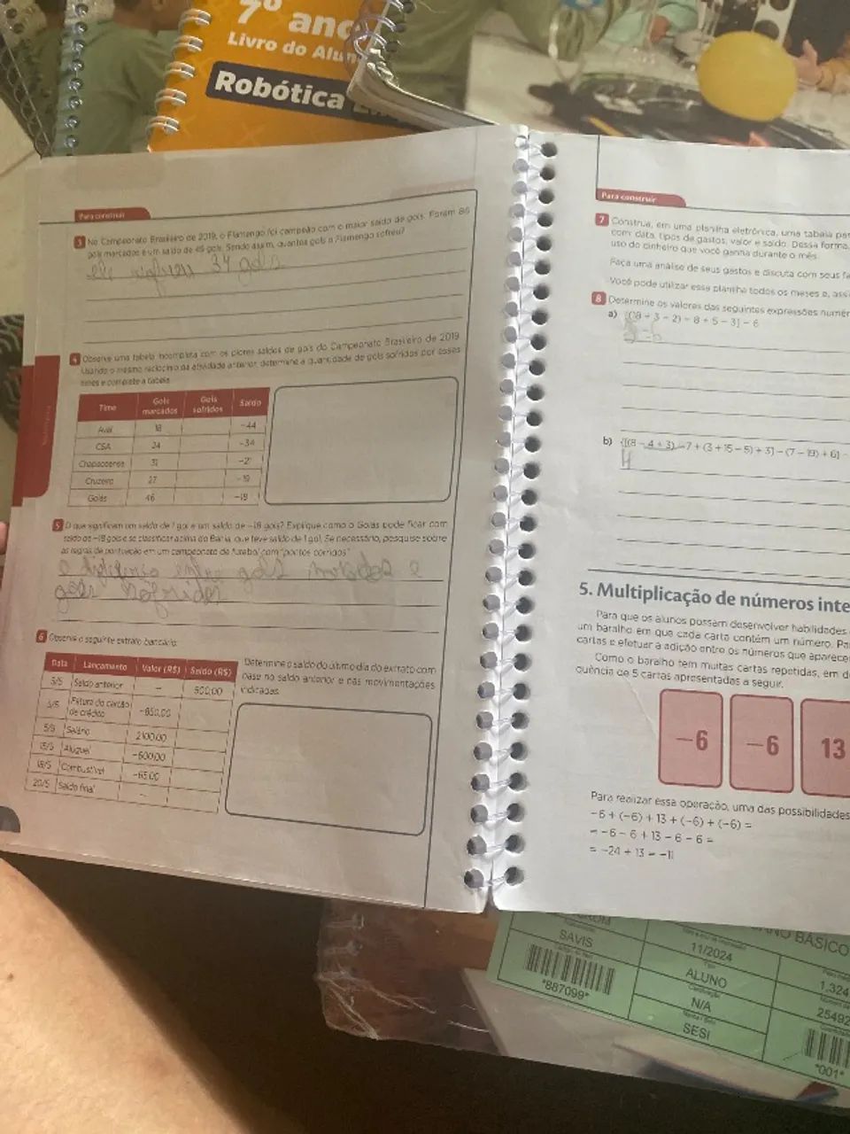 Vendo coleção fdt sesi 7 ano Só usuou o ciclo um - o restante tudo embalado! - Foto 3