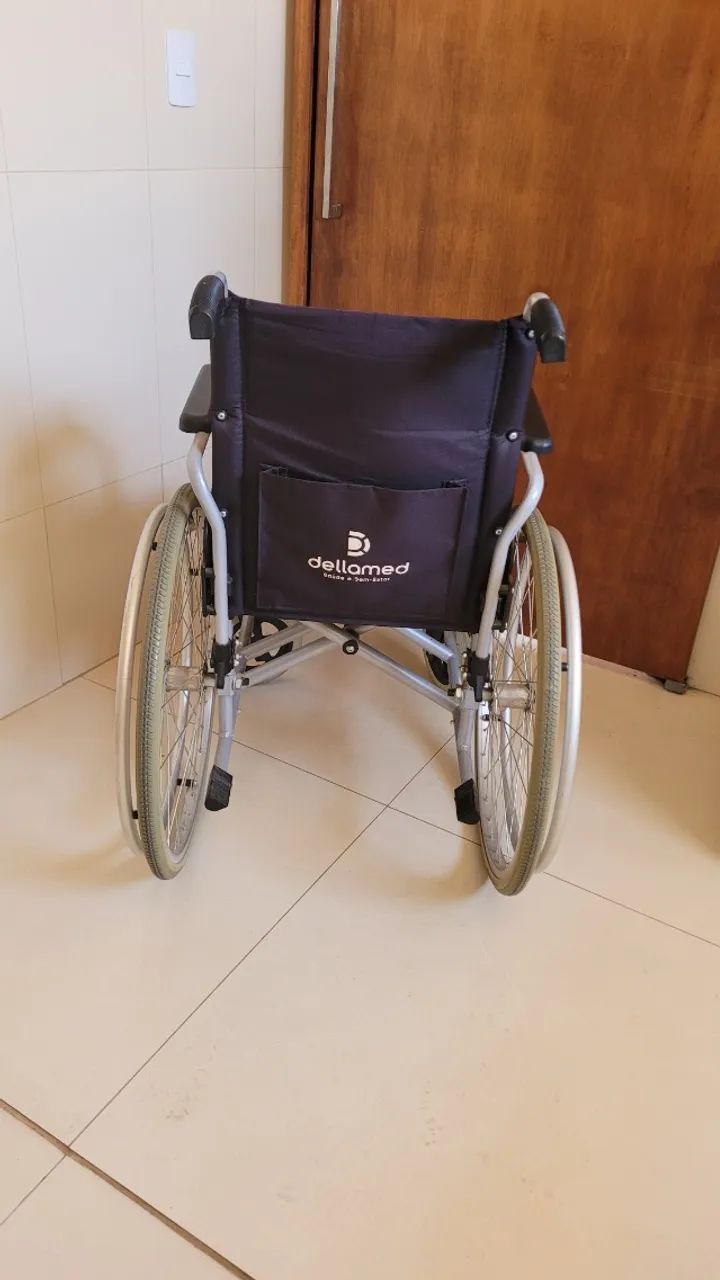 Cadeira de rodas - Foto 3