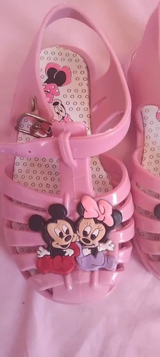 Sandálias Mickey e Minnie Bebê Rosa - Foto 4