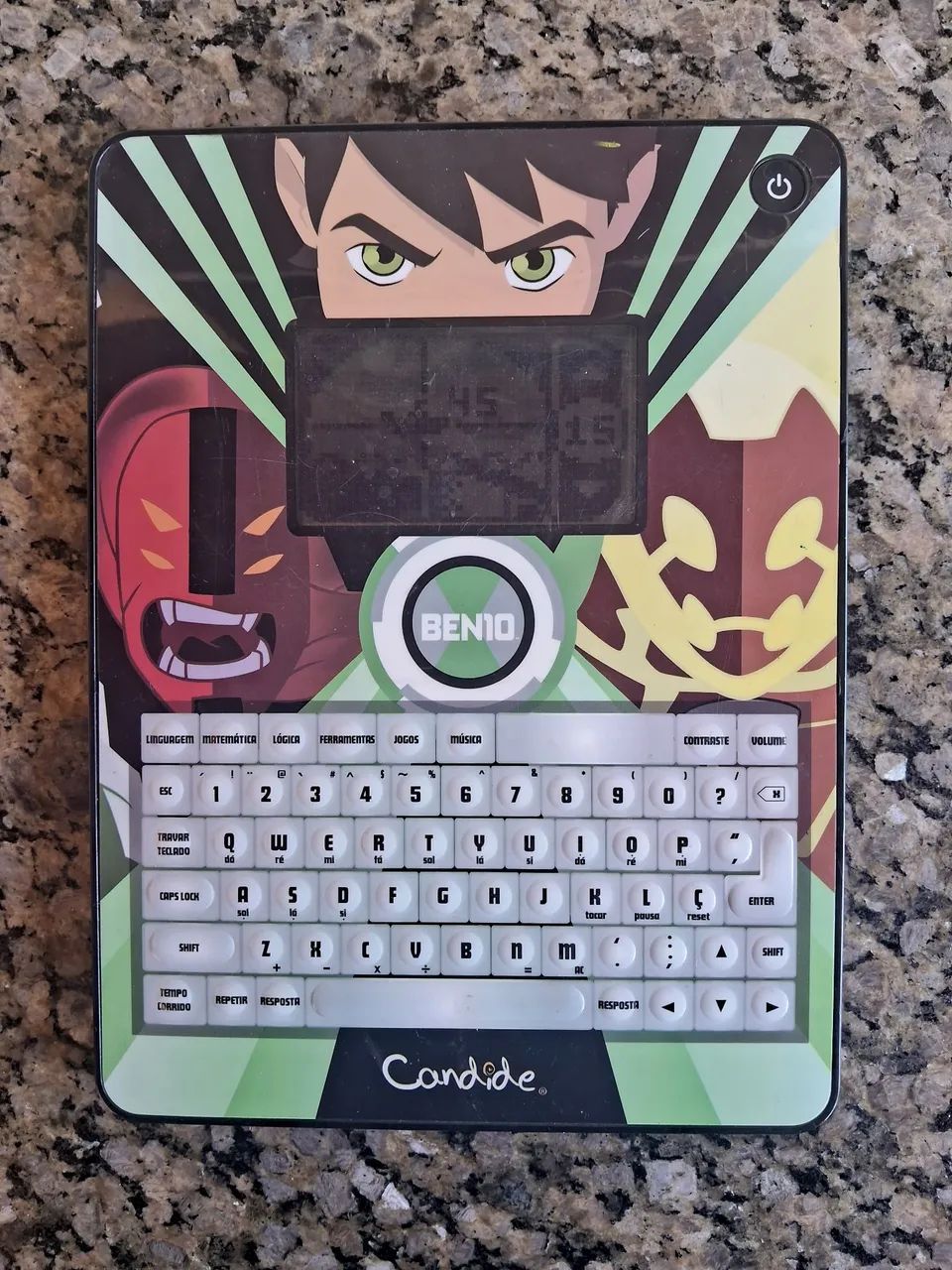 Brinquedo eletrônico do Ben 10 