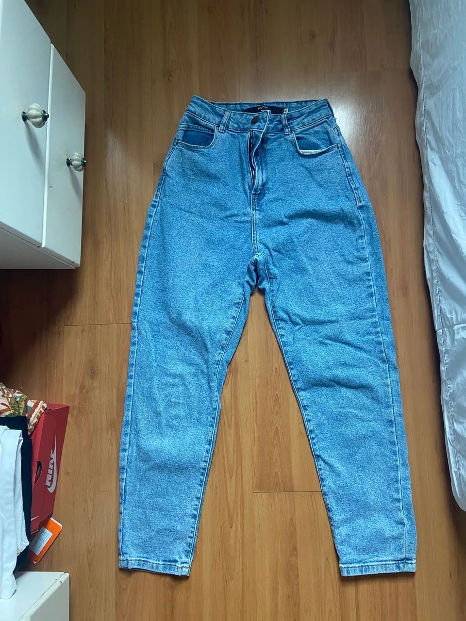 Calça jeans mom 
