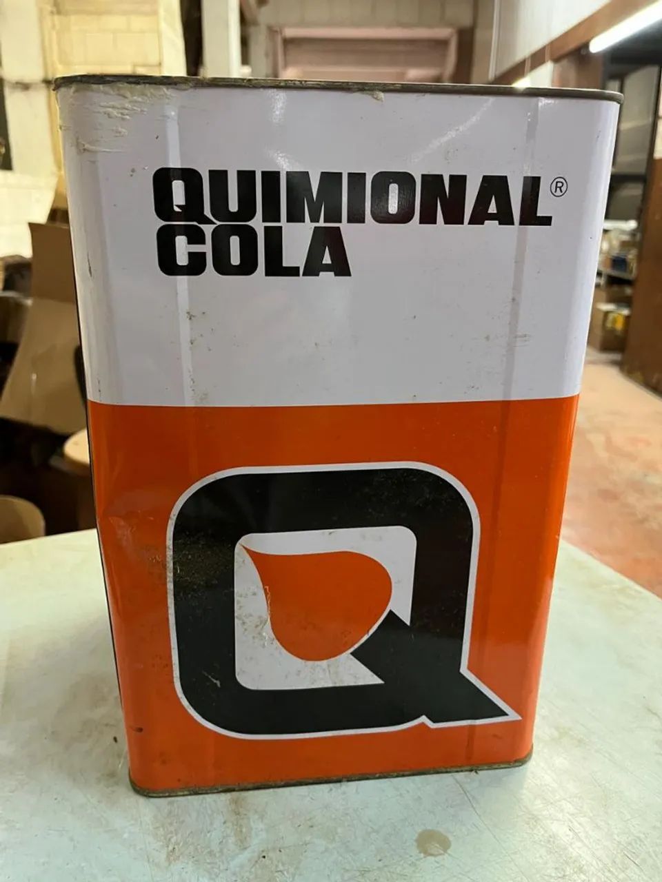 Cola de contato 18L            A RETIRAR
