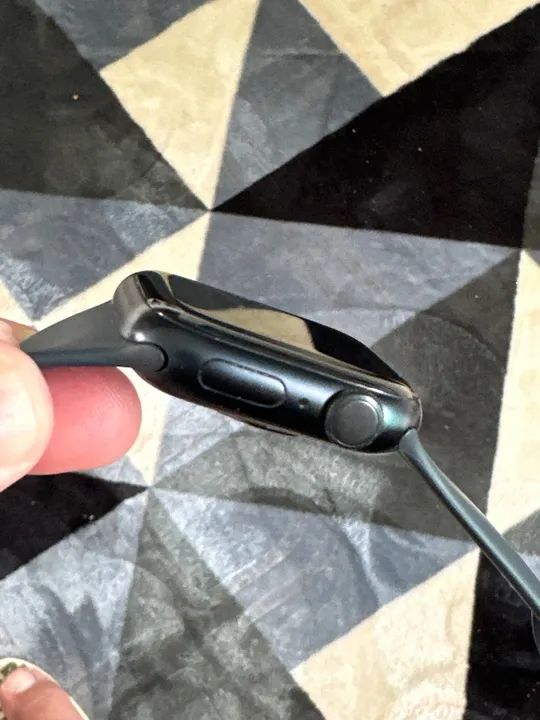 Apple Watch Series 7 - 45mm - Preto - Foto 2