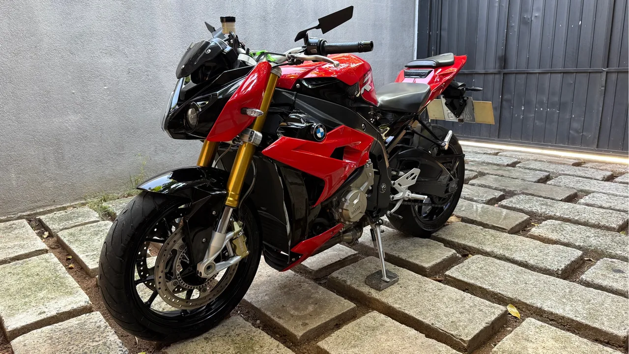 S 1000r muito nova