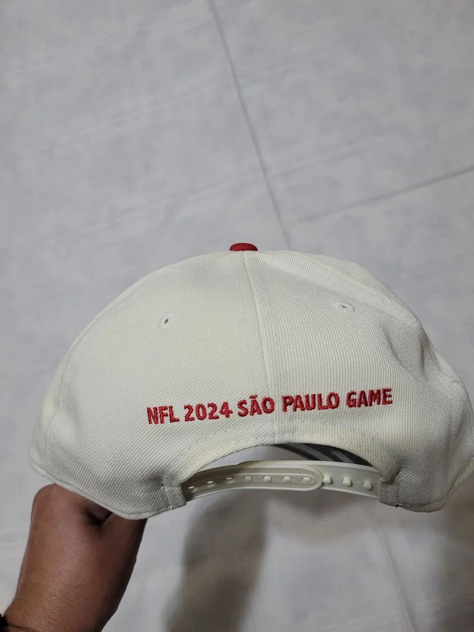 Bone New Era 950 Aba Curva Nfl São Paulo Game Nfc24bon007 - Foto 5