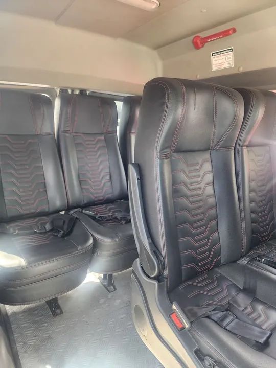 Van expert ano 2020 11 lugares teto alto - Foto 3