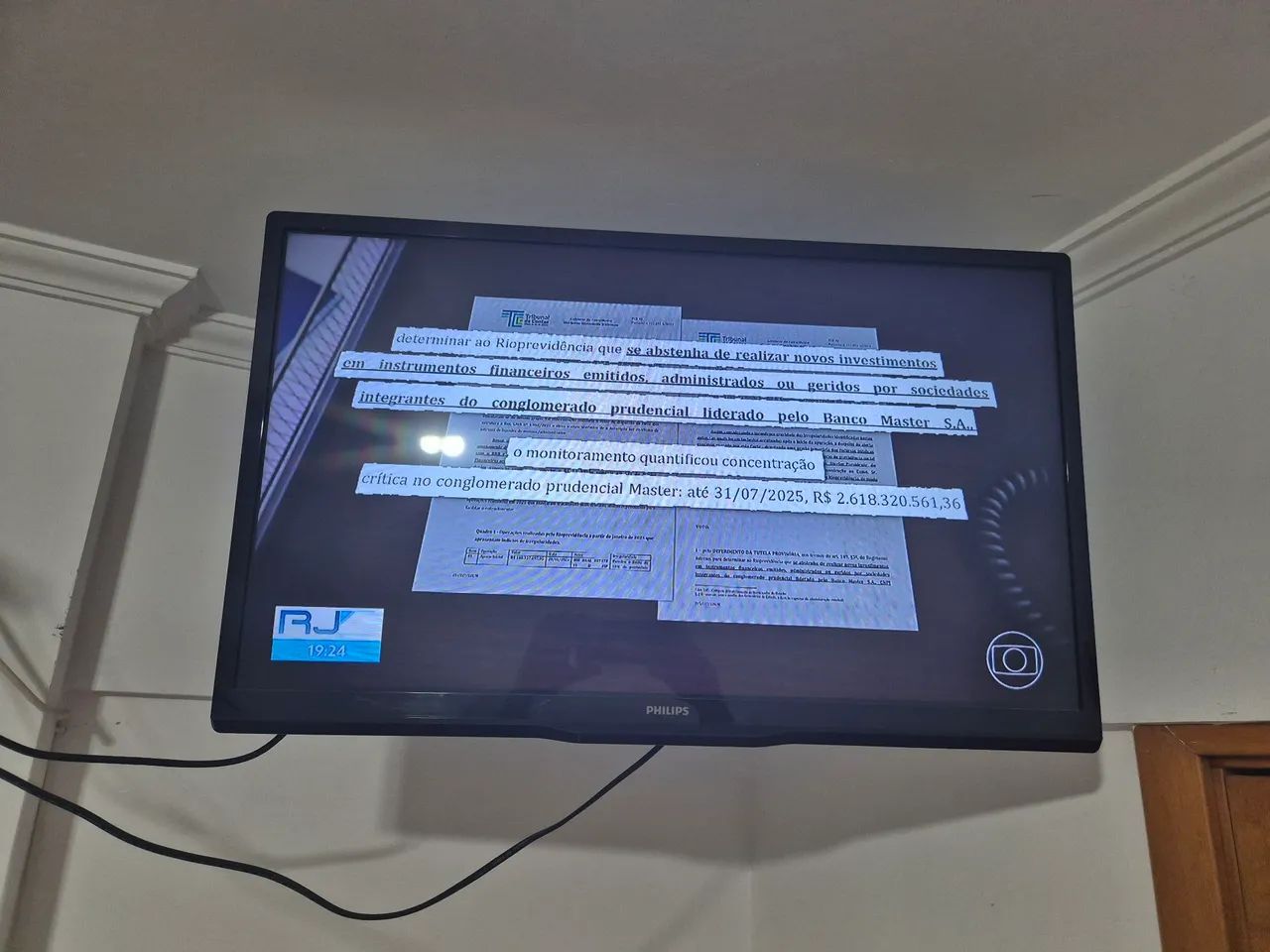 TV Philips 32 polegadas LED HD com suporte para parede - TVs - Barra da ...