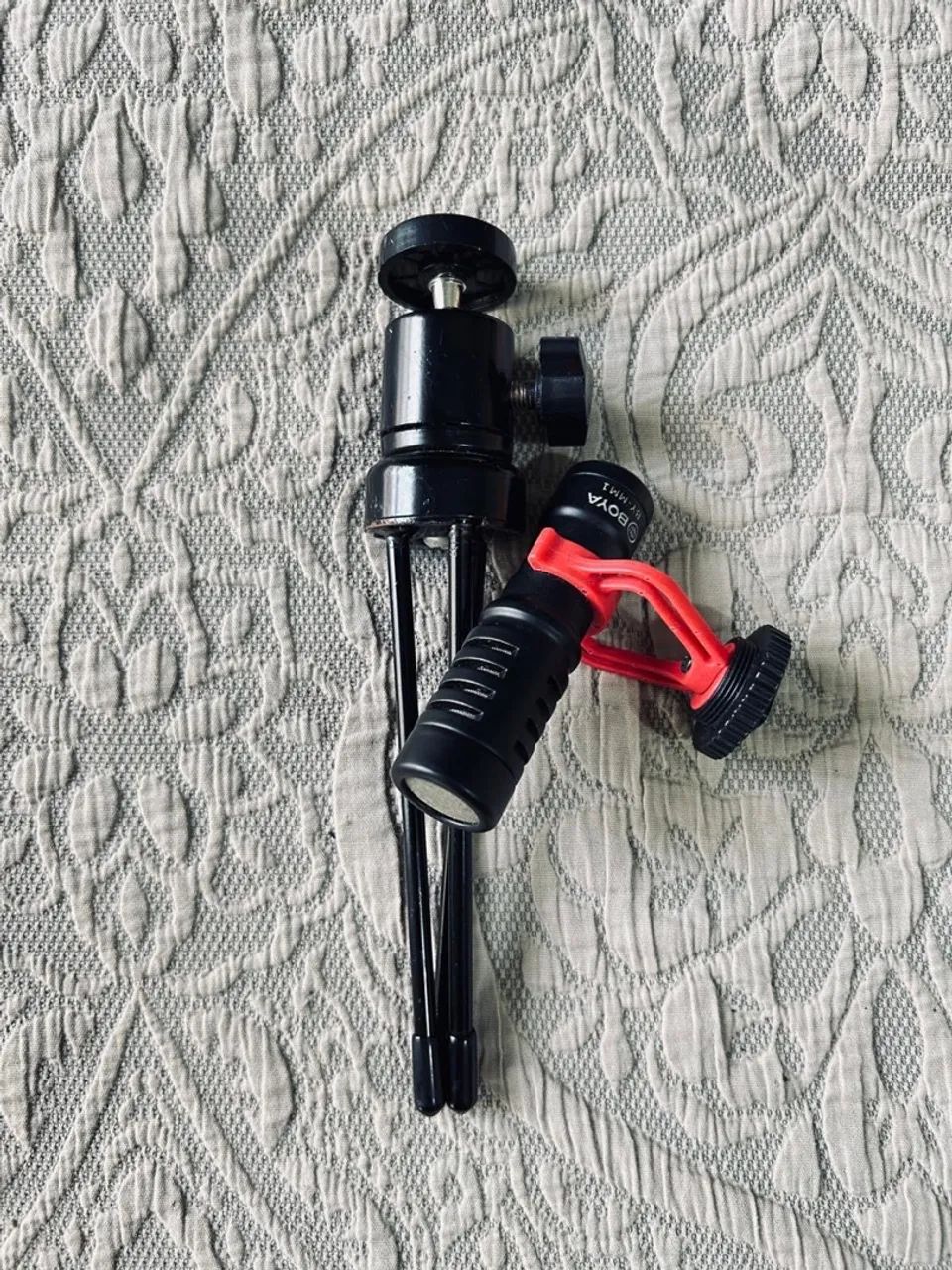 Kit microfone de mesa direcional + tripé - Foto 2