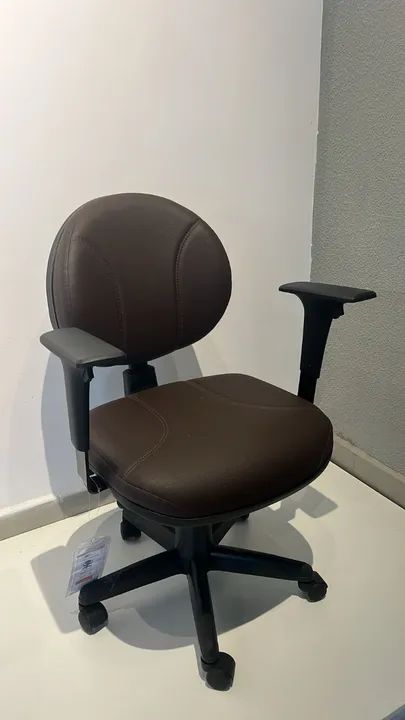CADEIRA OPERATIVA NR 17 ERGONOMICA BACK SYSTEM ABNT COM 5 ANOS DE GARANTIA Cadeiras de Escritorio e Gamer Centro de Vila Velha Vila Velha 1368289351 OLX
