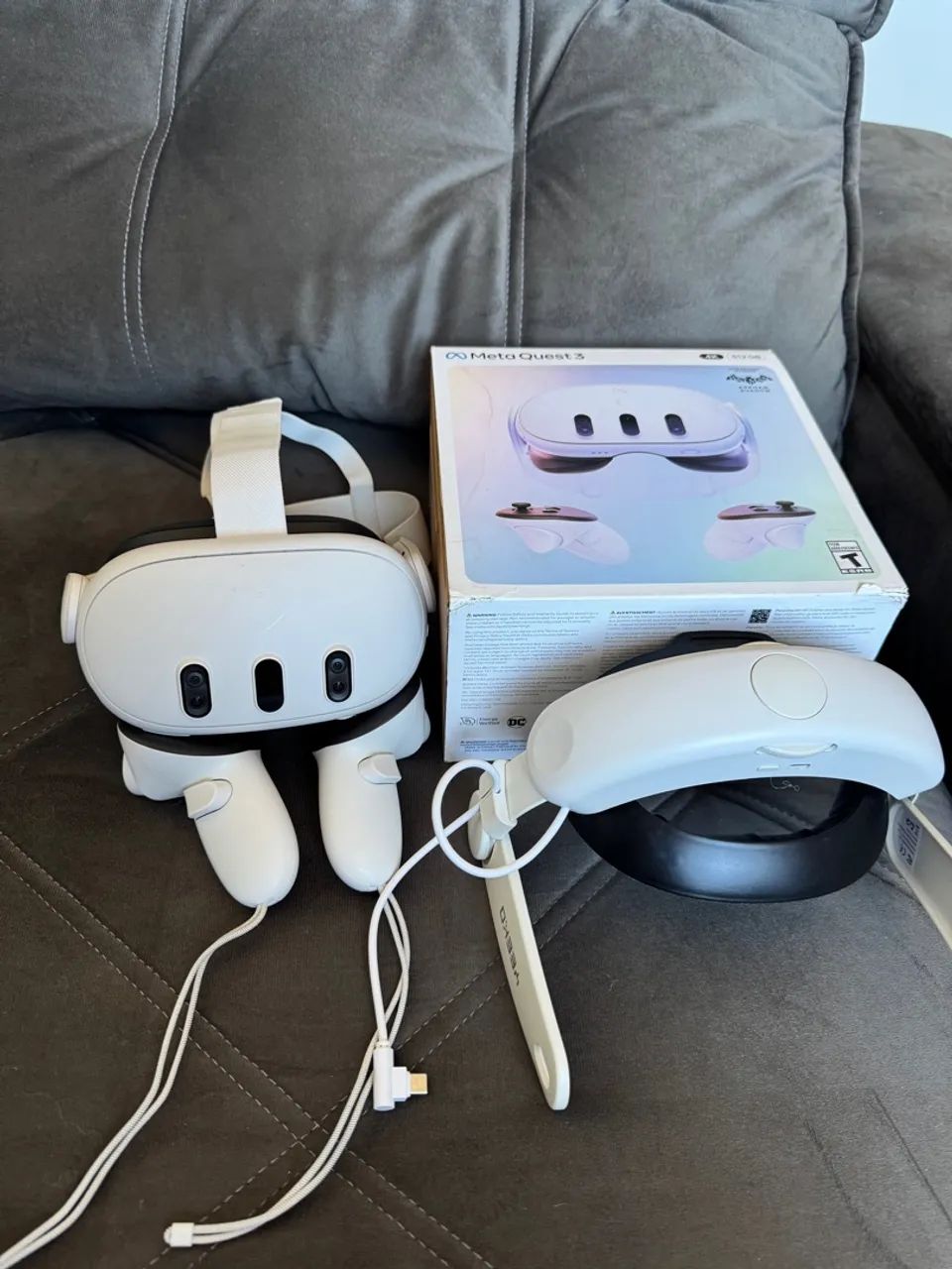 Meta Quest 3 - Realidade Virtual Imersiva 512GB - Peças e