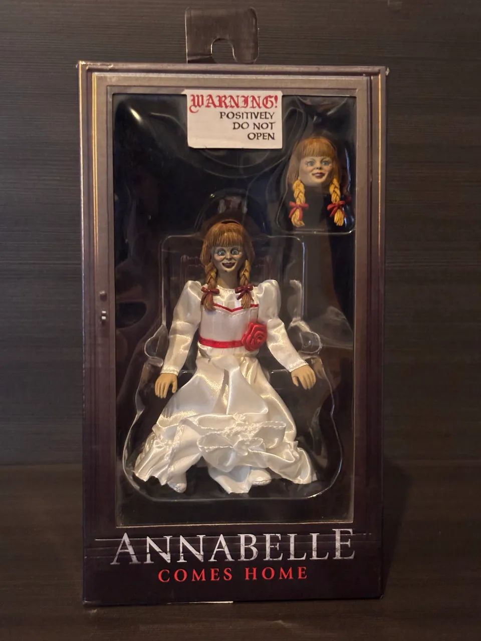 Neca Toys - Annabelle