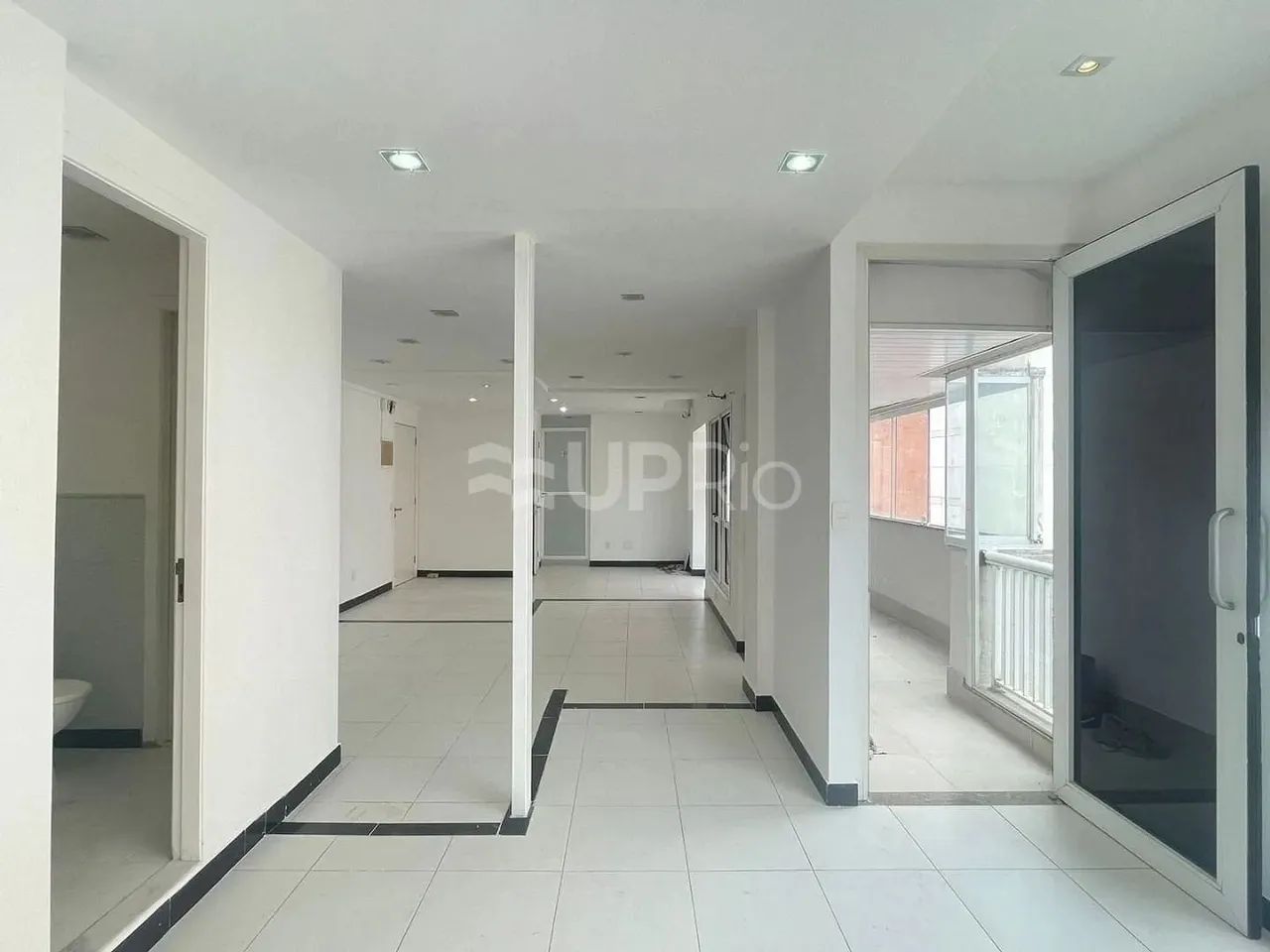 Cobertura comercial com varanda no Downtown - Foto 5