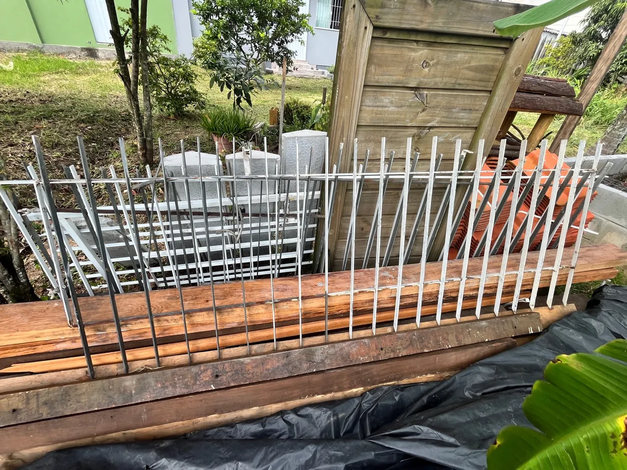 Grade de ferro para segurança residencial
