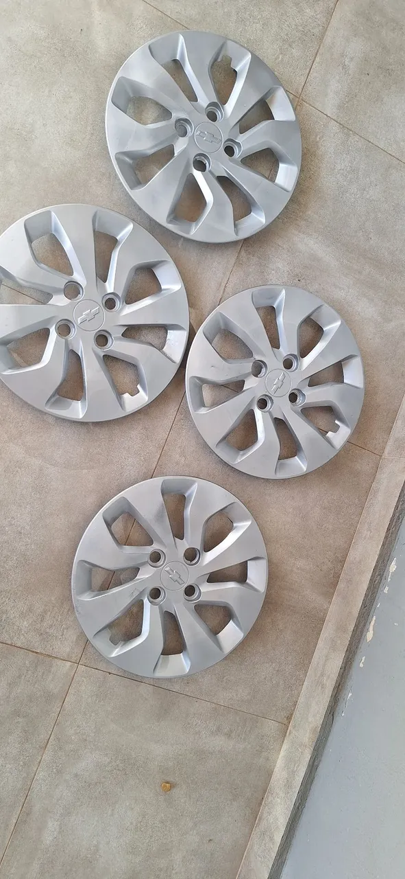 Calotas onix aro 14 (jogo com 4 peças)