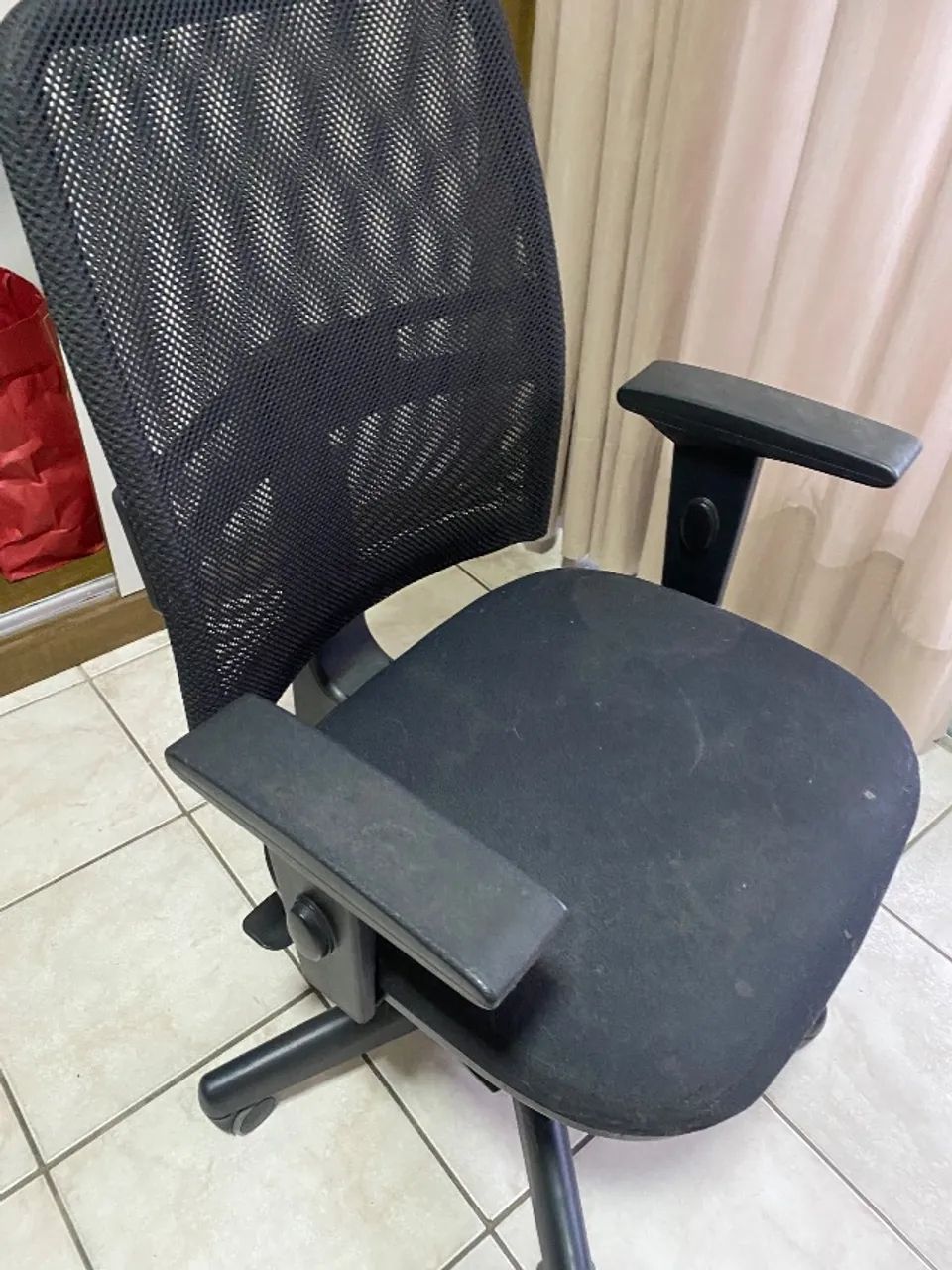 Cadeira giratória 64385641288321122