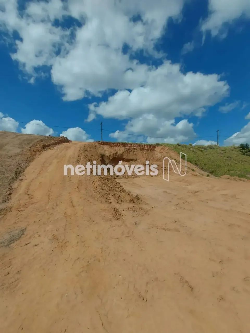 Terreno 600m²; em Condomínio Fechado  Fazenda Real Residence  BR-324