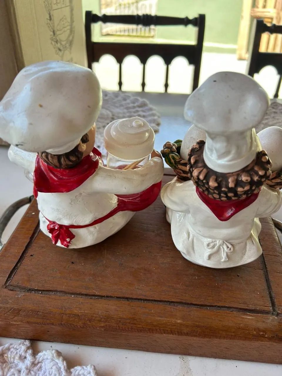 Conjunto Porta-Condimentos e Ovos Decorativo - Chefs de Cozinha Retrô - Foto 4